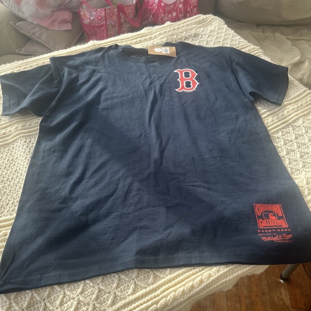 NWT Mitchell & Ness Boston Red Sox Profile Men's XL Navy Blue S/S T-shirt